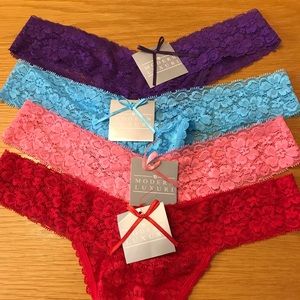 OSFA NWT modern luxury thong underwear